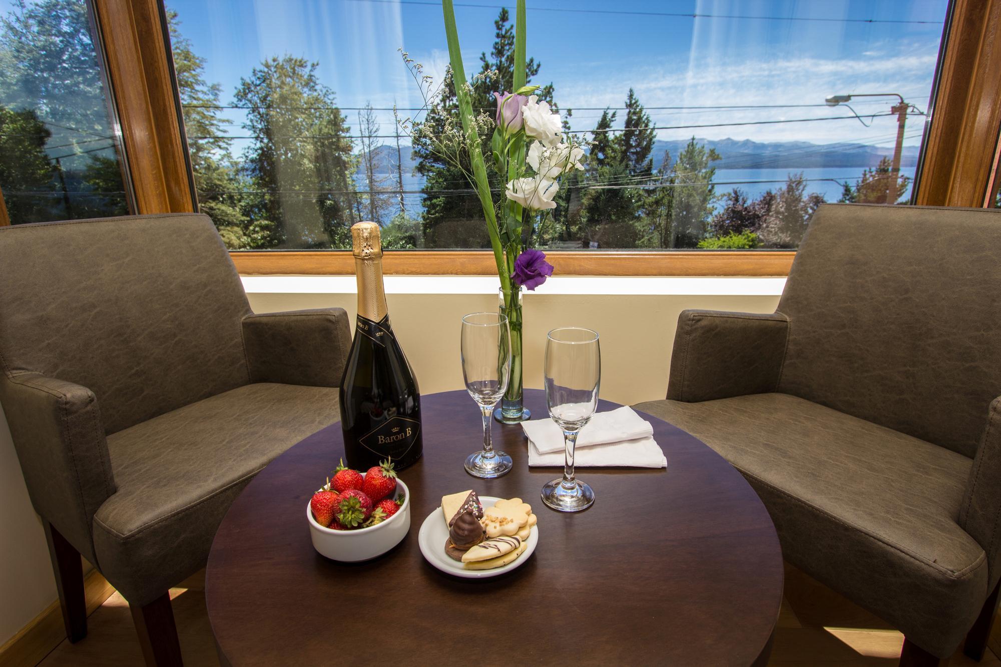 Los Robles Apart & Spa San Carlos de Bariloche Exterior foto